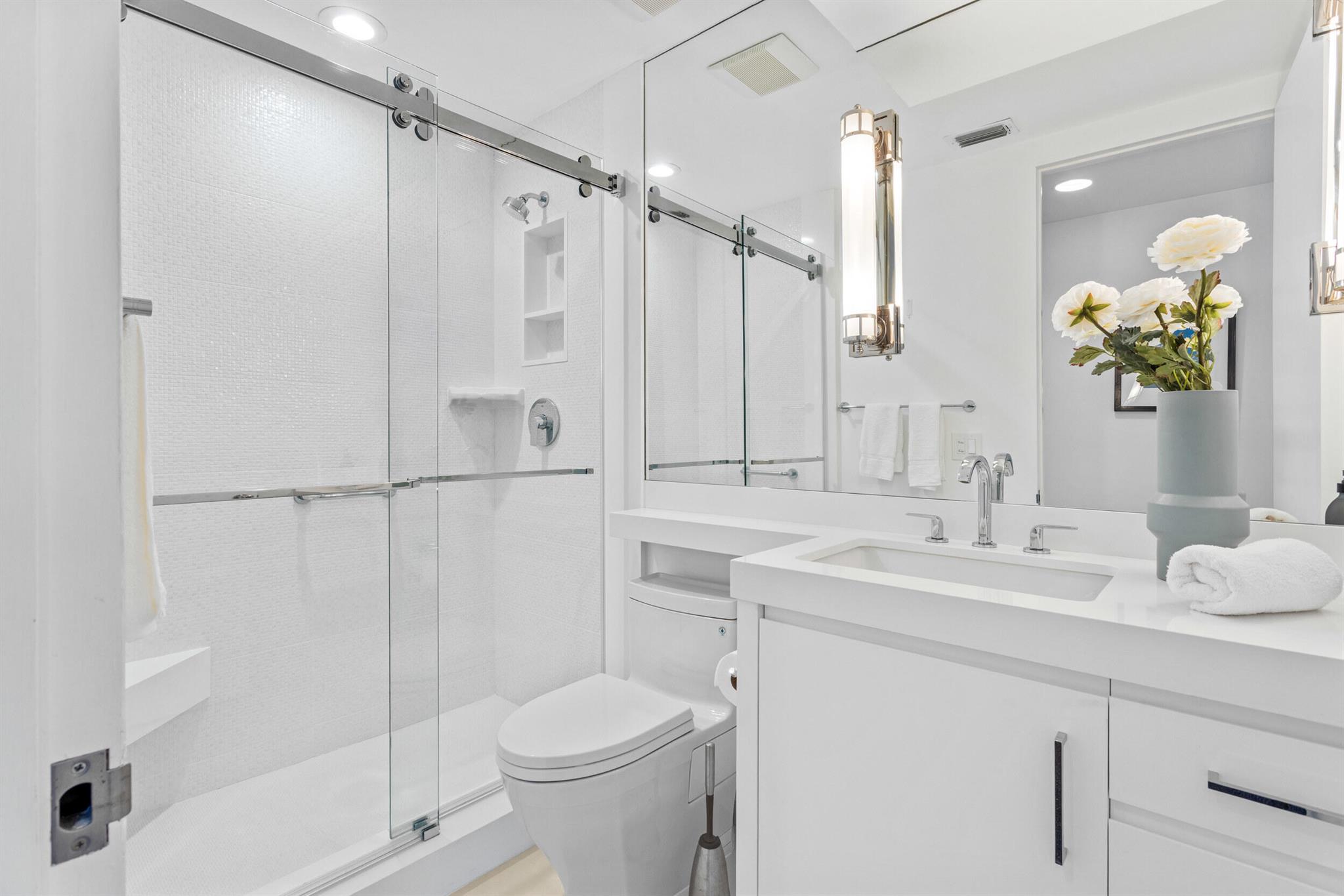 RESIDENCES AT SLOANS CURV - Residential