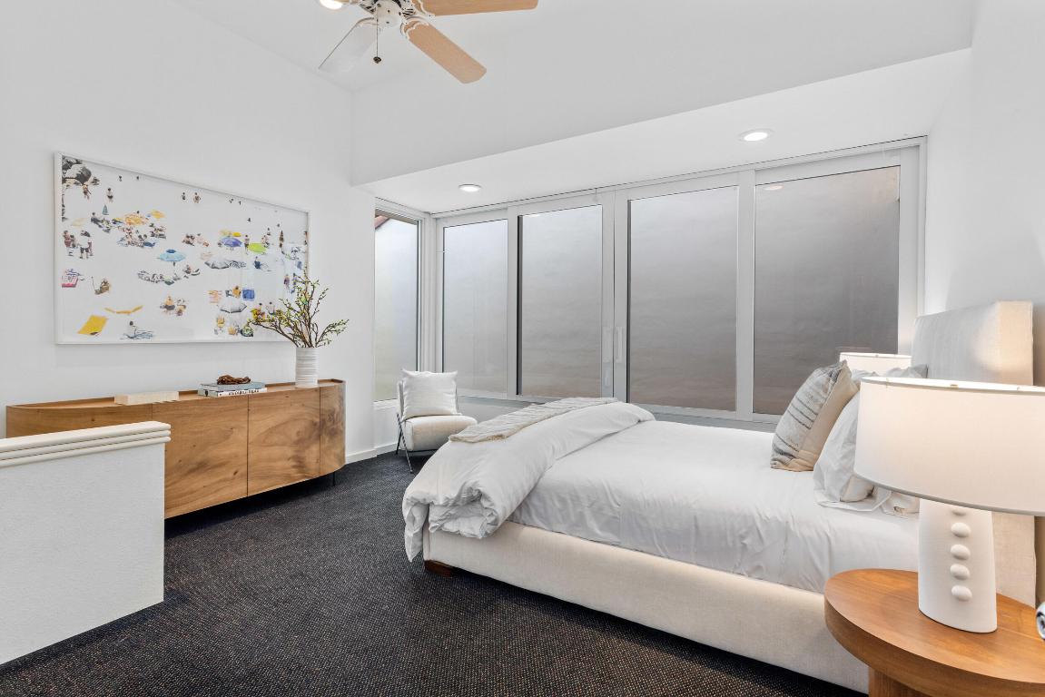 RESIDENCES AT SLOANS CURVE - Residential