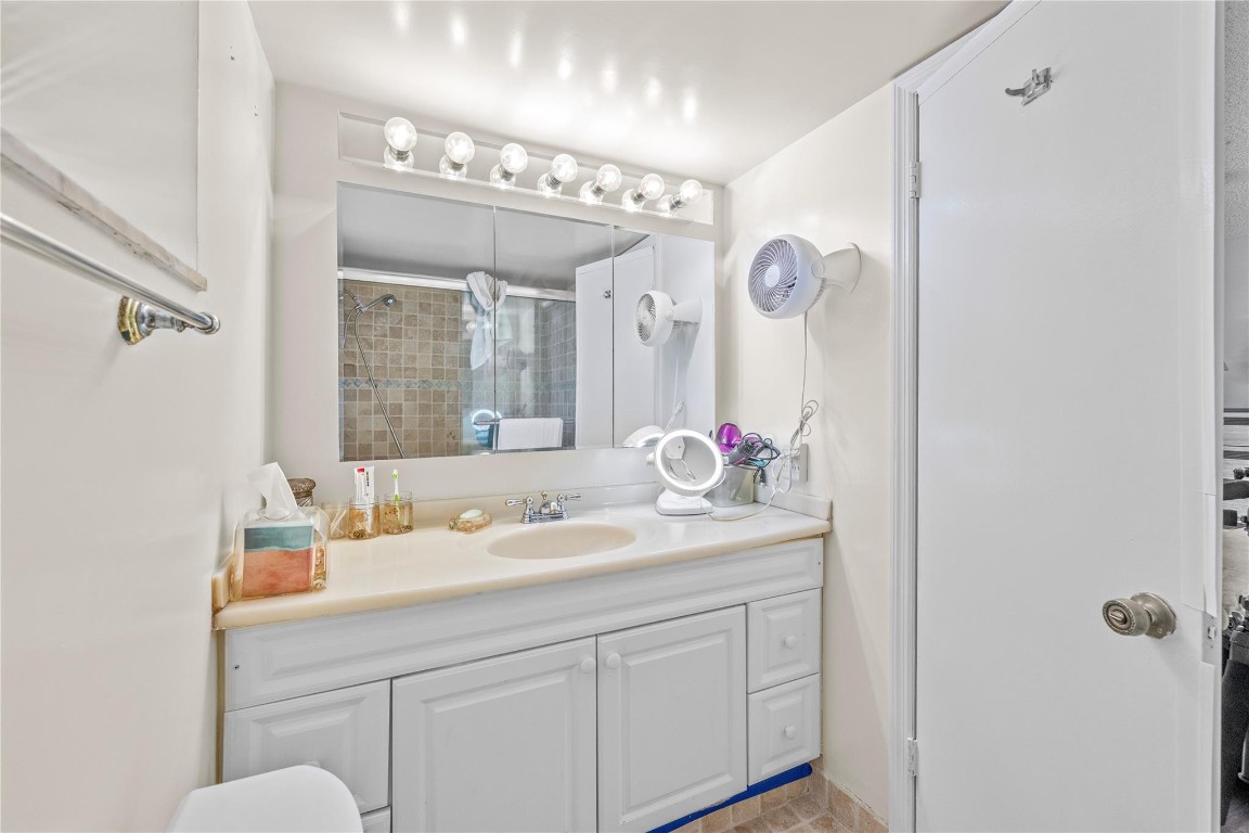 Venetian Park V - Residential