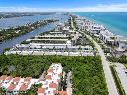 A home in South Palm Beach