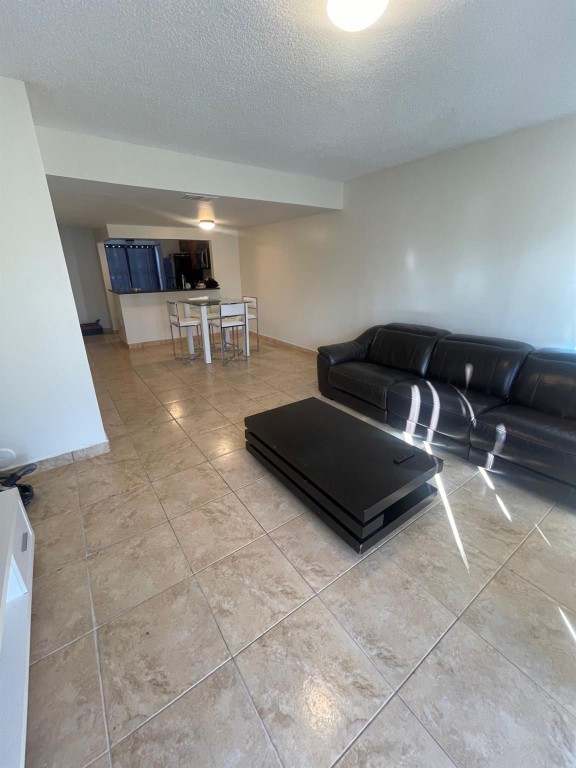 SORRENTO LAKES - Residential