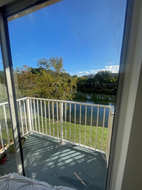 SORRENTO LAKES - Residential