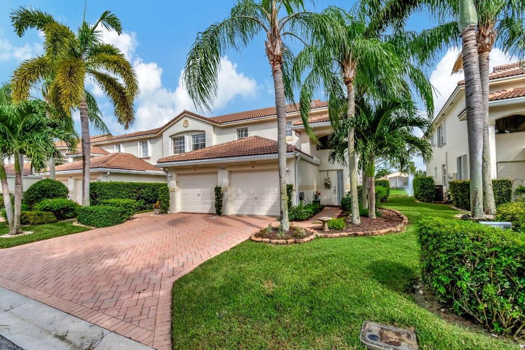 Photo of 7942 Laina Lane #4, Boynton Beach, FL 33437 (MLS # R11114308)