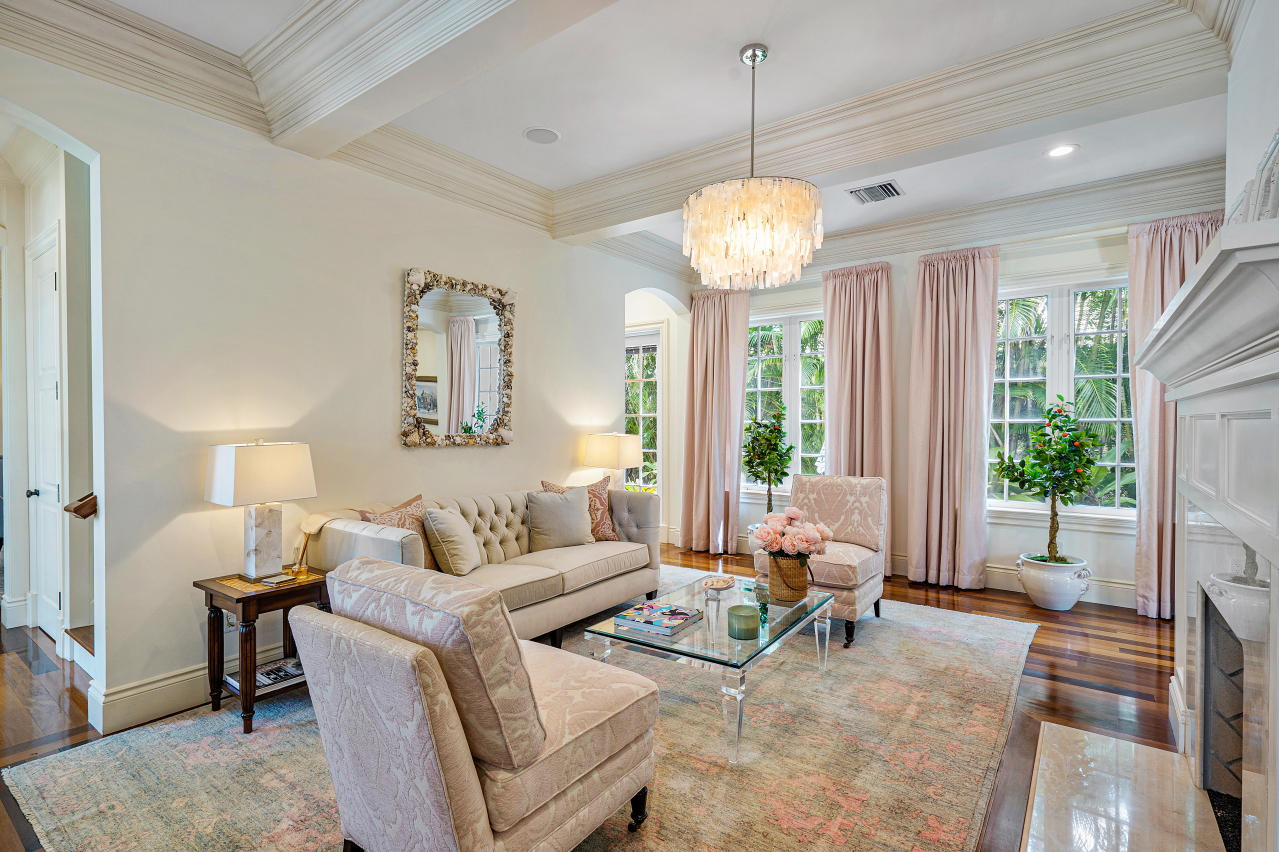 GULFSTREAM PROPERTIES 2 IN - Residential