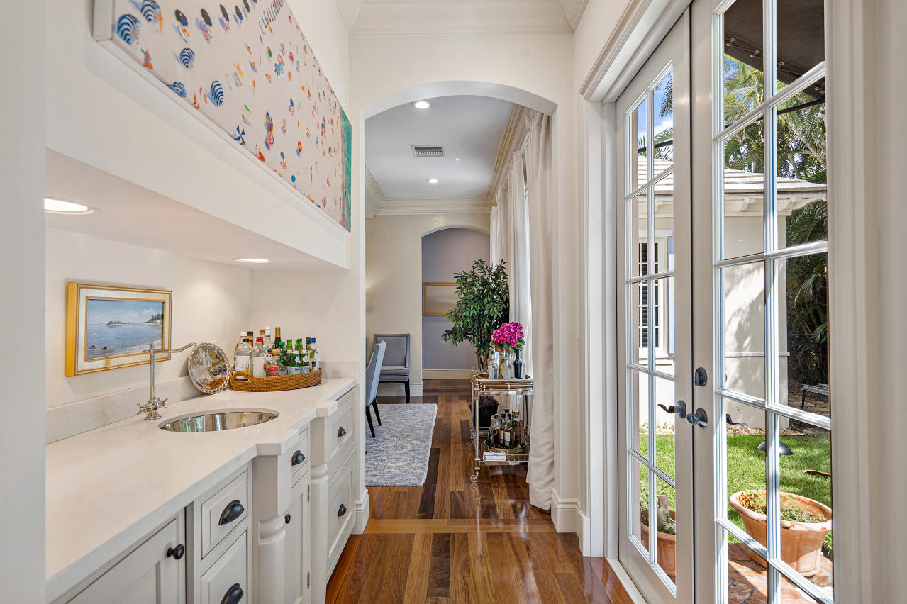 GULFSTREAM PROPERTIES 2 IN - Residential