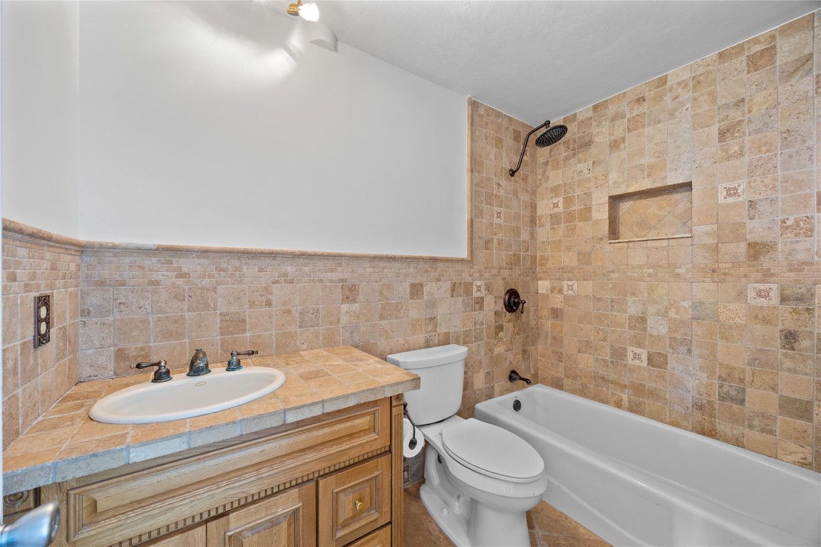 Imperial Point 5 Sec 60-4 - Residential