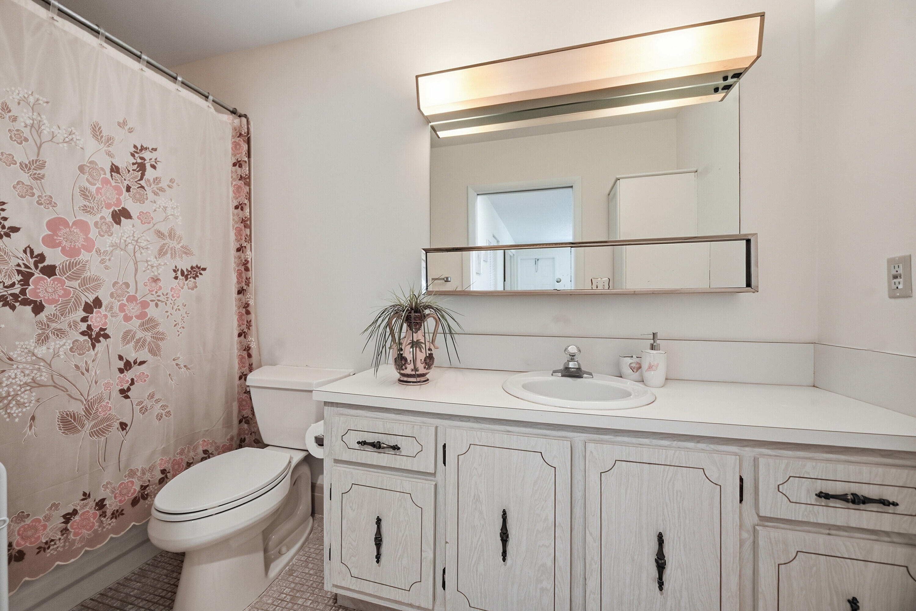 HIGH POINT OF DELRAY WEST CONDO SEC 1&2 - Residential