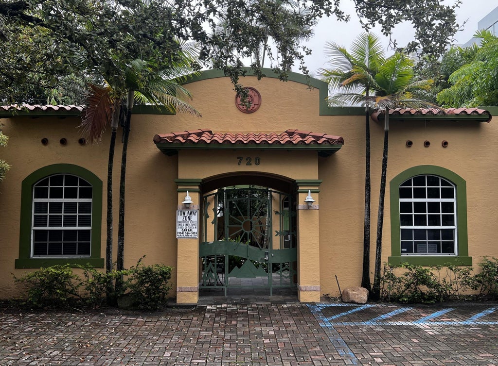 Photo of 720 NE 3rd Avenue #720, Fort Lauderdale, FL 33304 (MLS # B26044154)