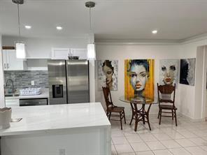 1004 Pennsylvania Avenue 3