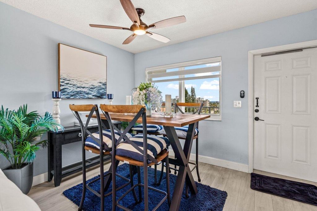 Photo of 629 SE 19th Avenue #702, Deerfield Beach, FL 33441 (MLS # R11091655)