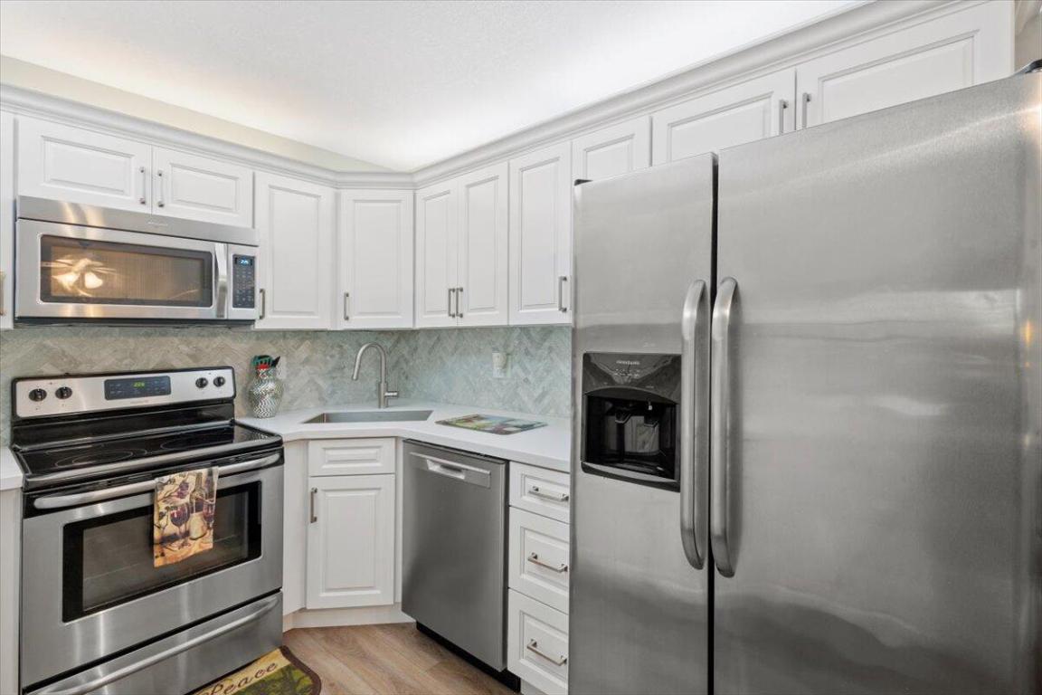 Pine Ridge At Martin Downs Condo - Residential