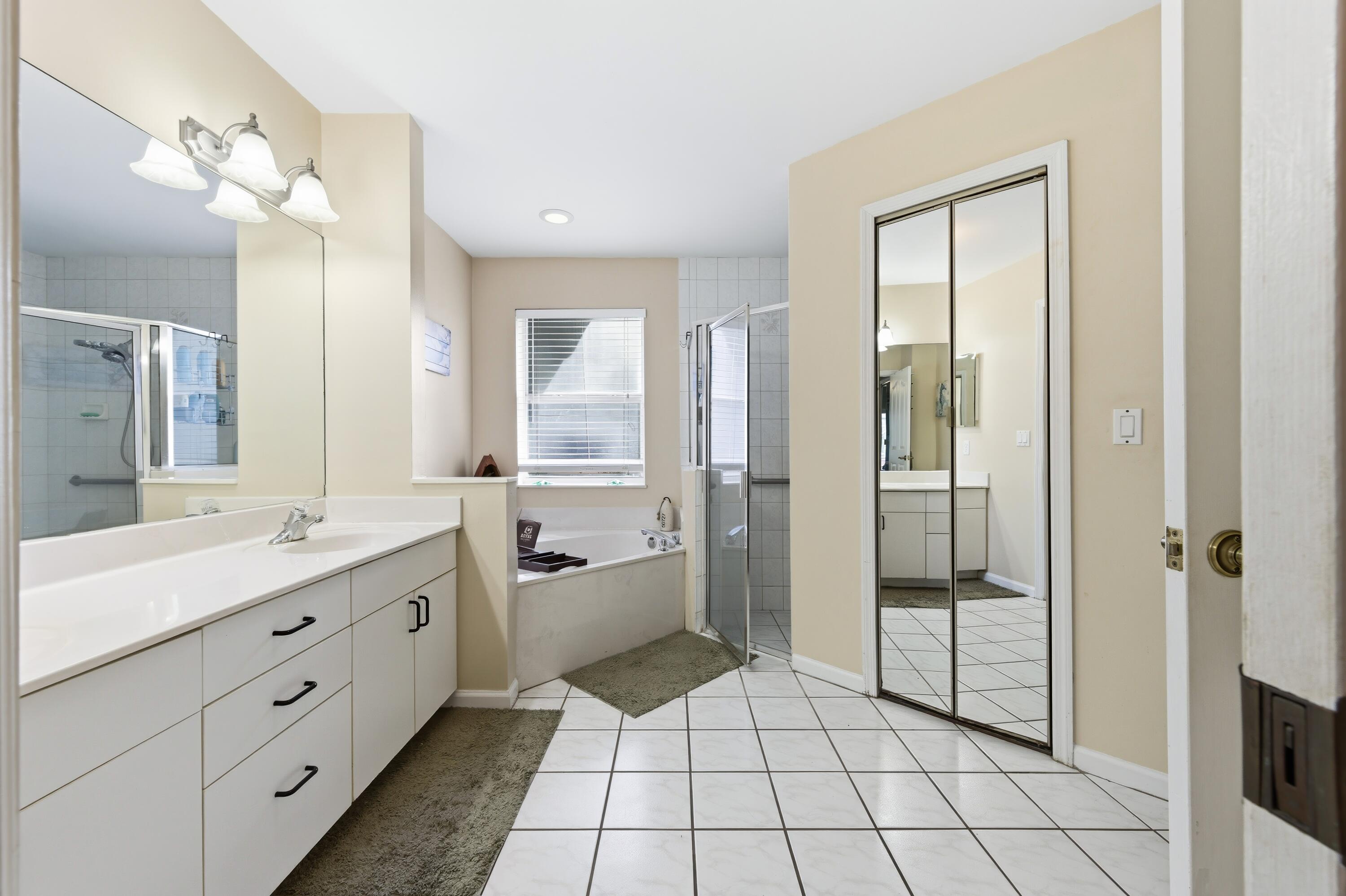 Palm Beach Country Estates - Residential