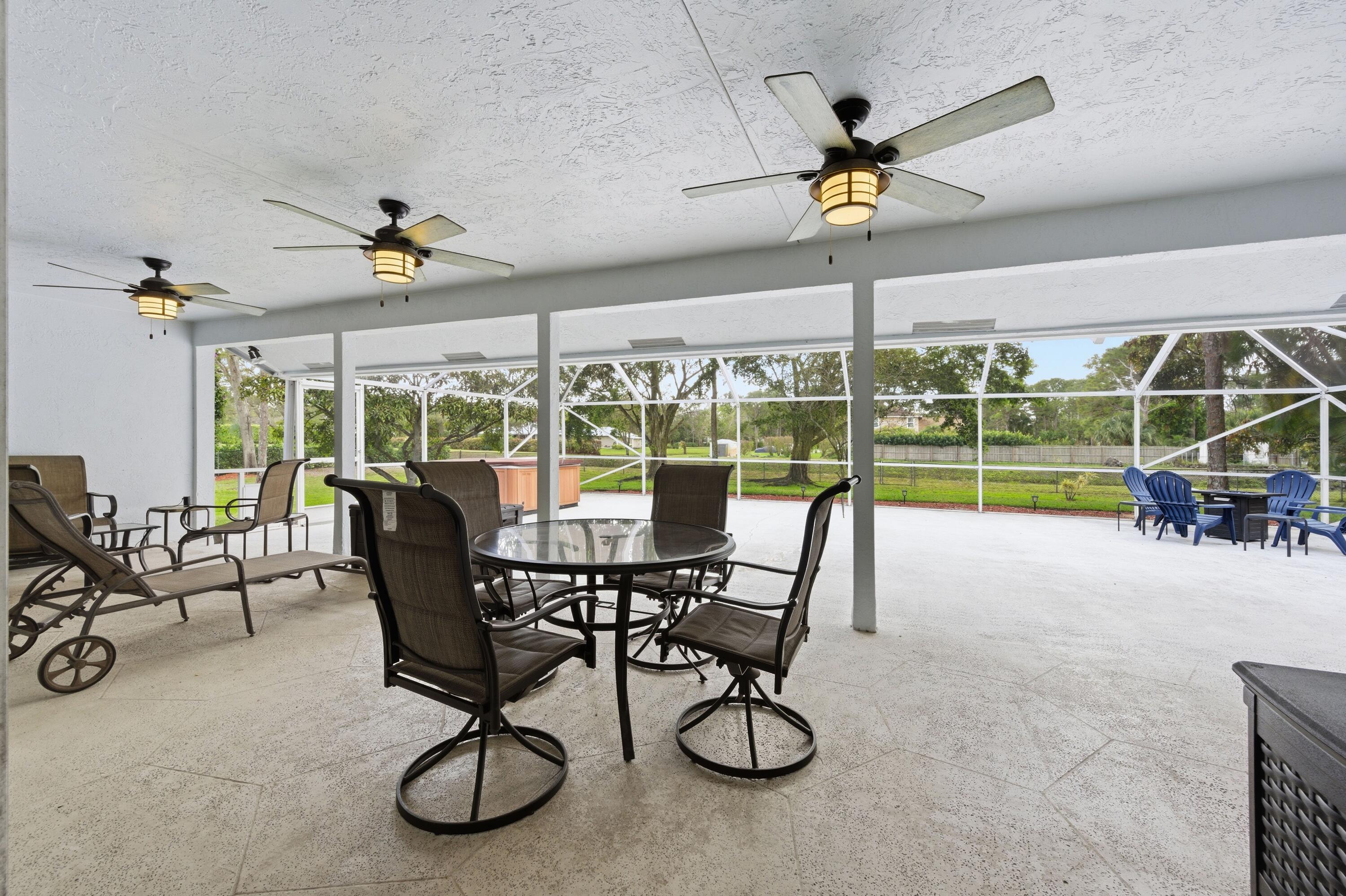 Palm Beach Country Estates - Residential