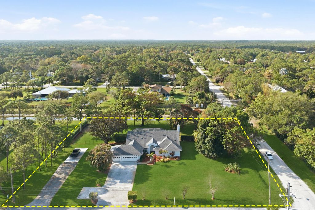 Photo of 7496 155th Place N, Palm Beach Gardens, FL 33418 (MLS # B26001479)