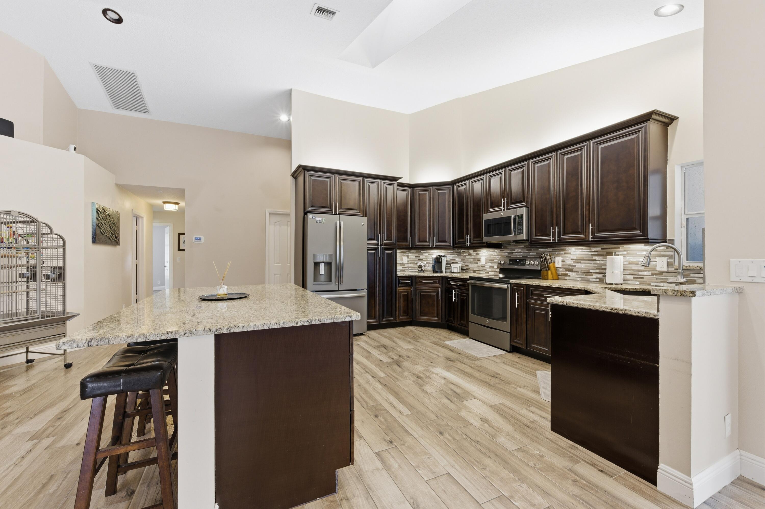 Palm Beach Country Estates - Residential