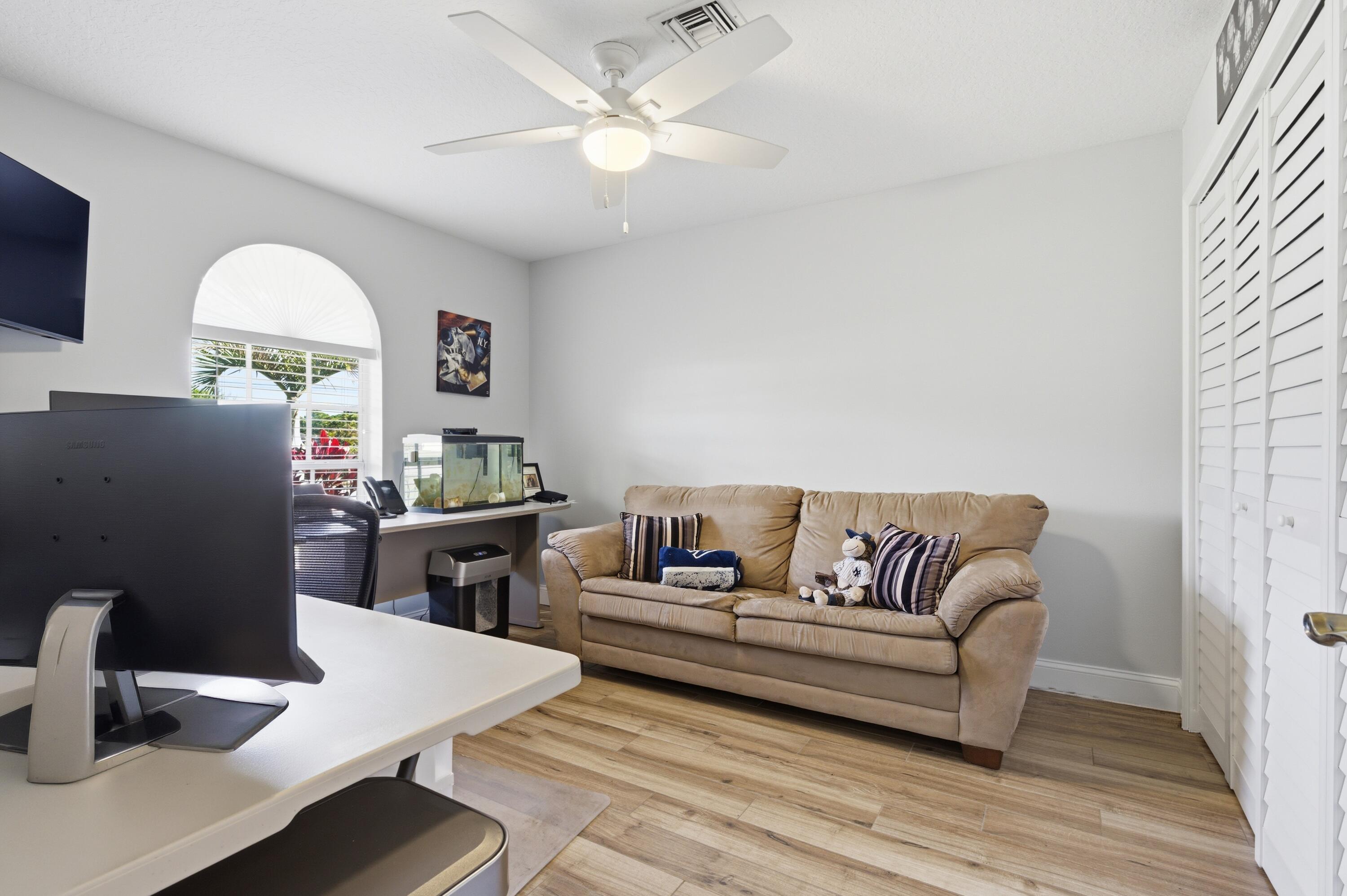 Palm Beach Country Estates - Residential