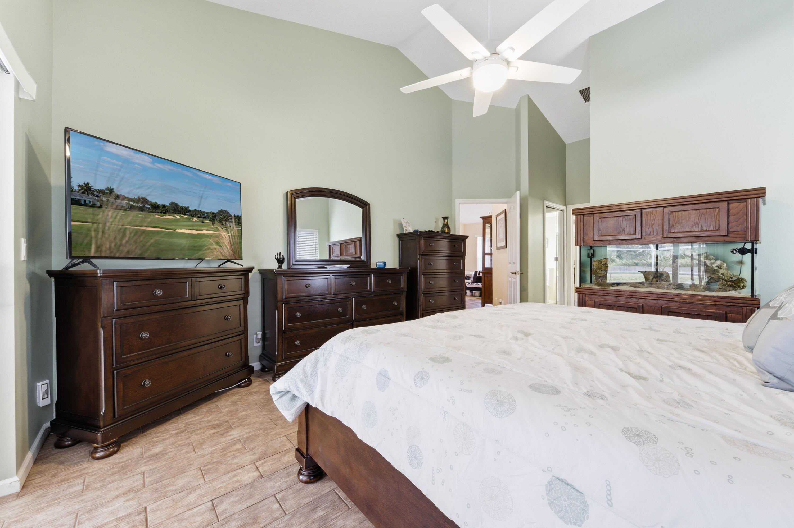 Palm Beach Country Estates - Residential