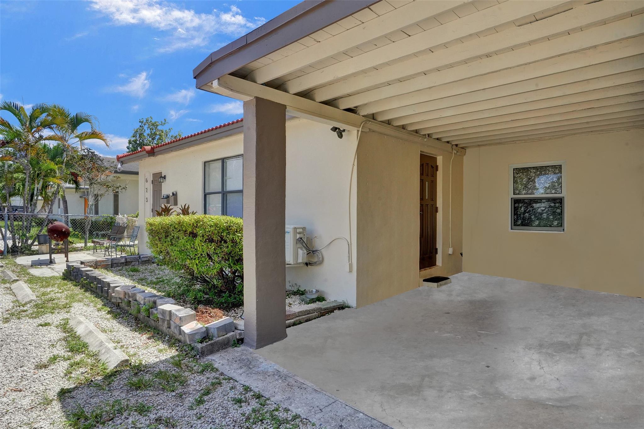 623 NW 11th Ave