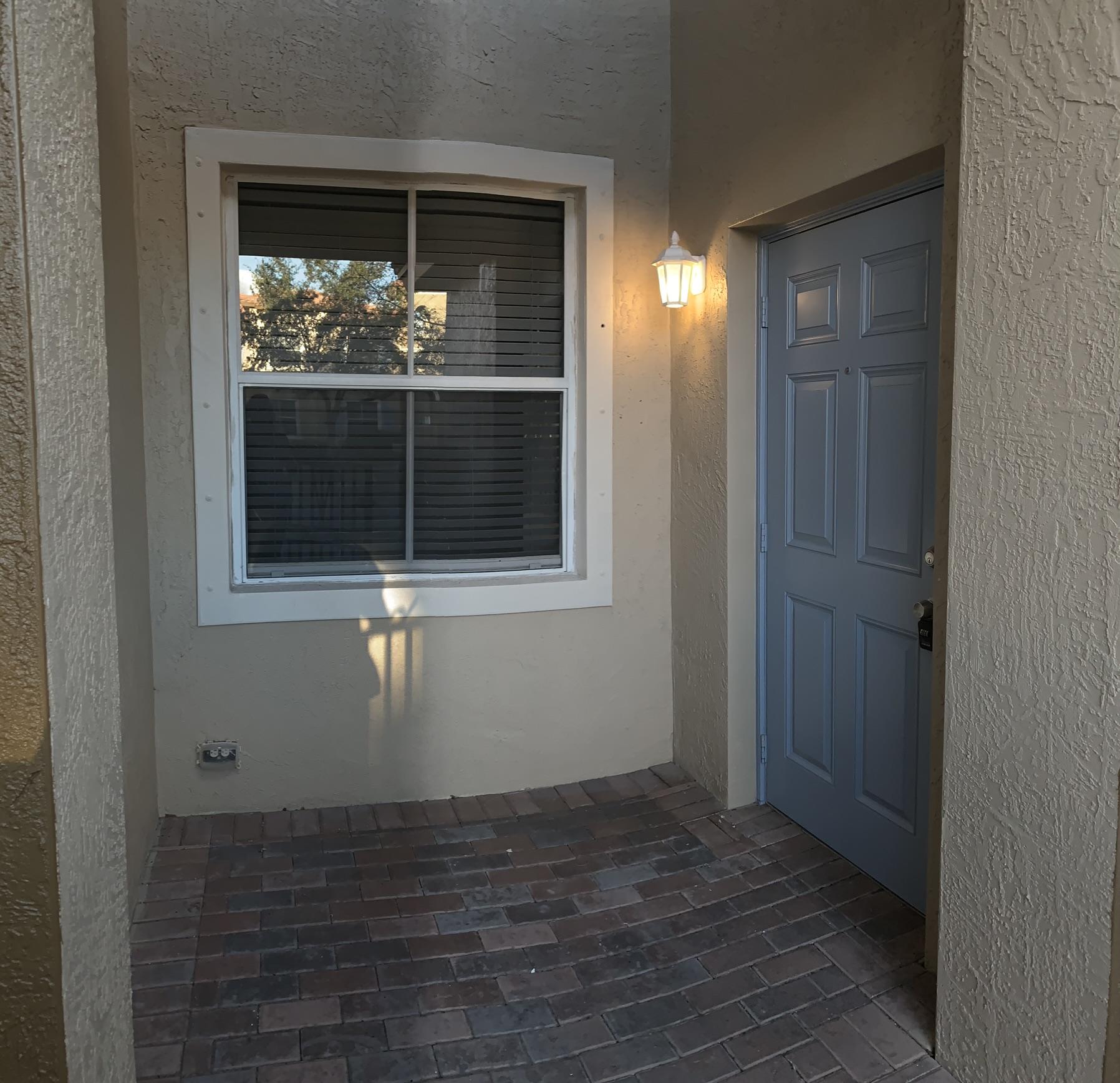 LINKS AT EMERALD DUNES CONDO - Residential Lease