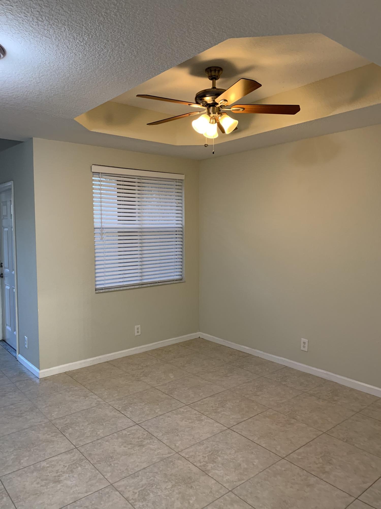 LINKS AT EMERALD DUNES CONDO - Residential Lease