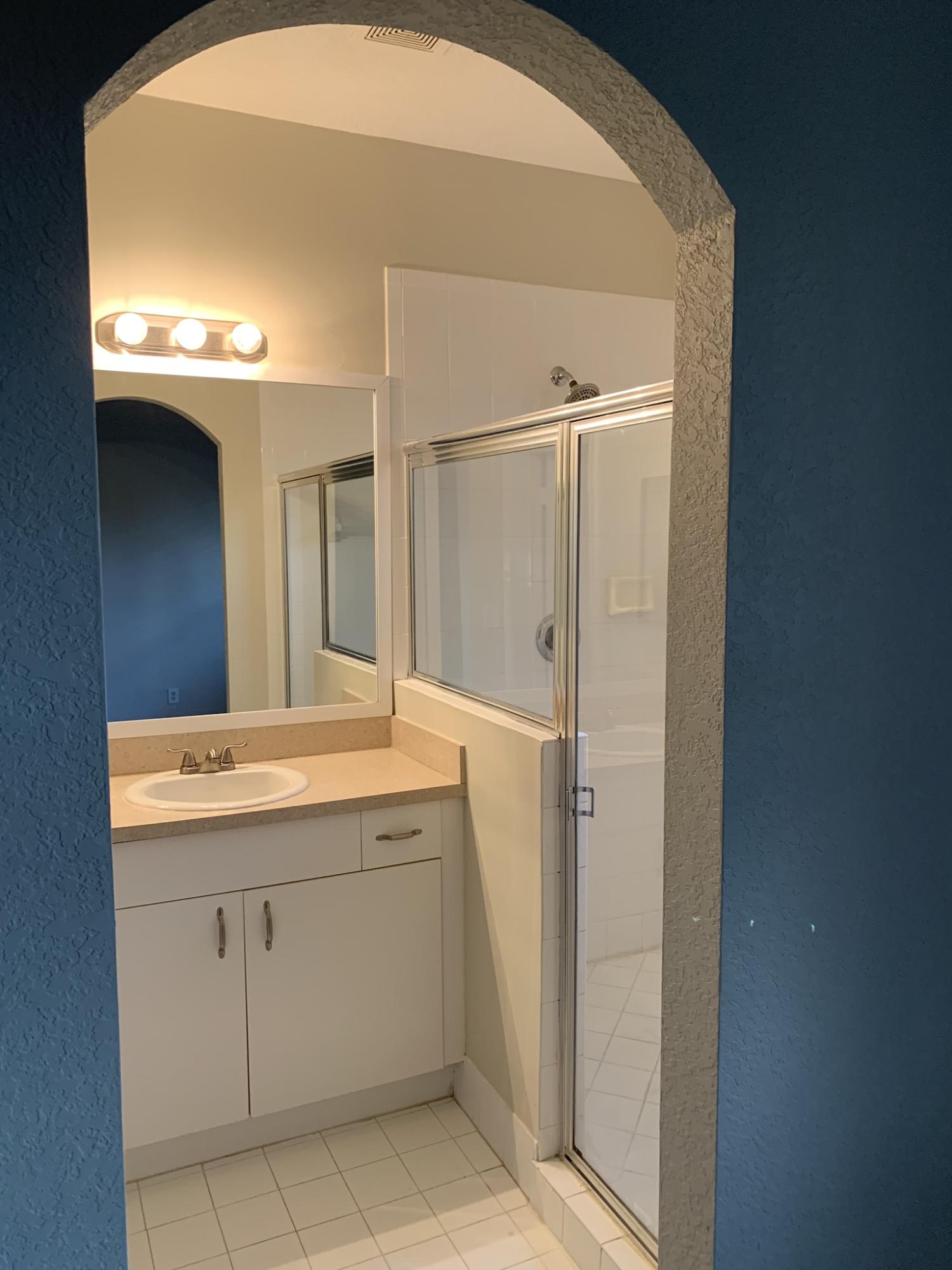 LINKS AT EMERALD DUNES CONDO - Residential Lease