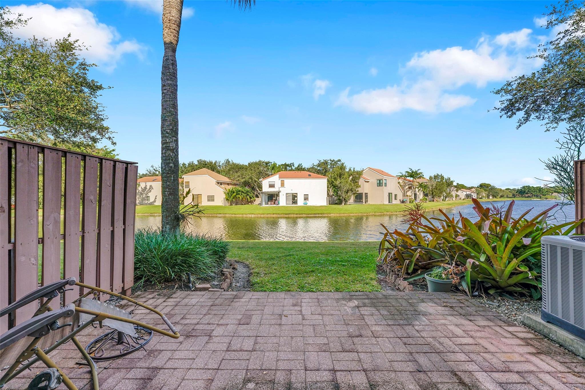 OPTIMA VILLAGE - Residential