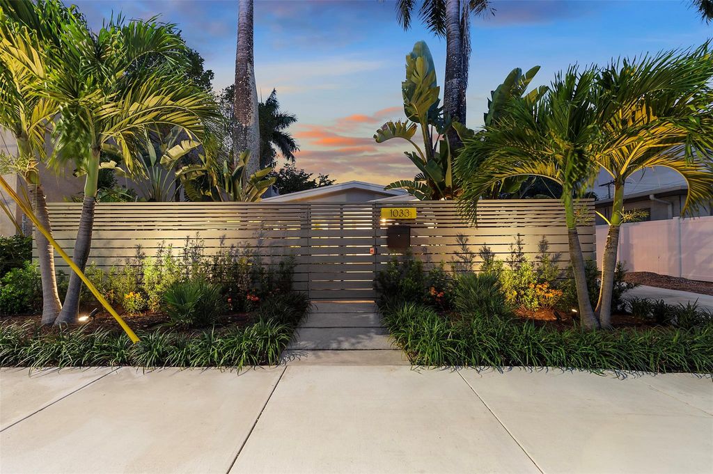 Photo of 1033 NE 16 Avenue, Fort Lauderdale, FL 33304 (MLS # F10502646)