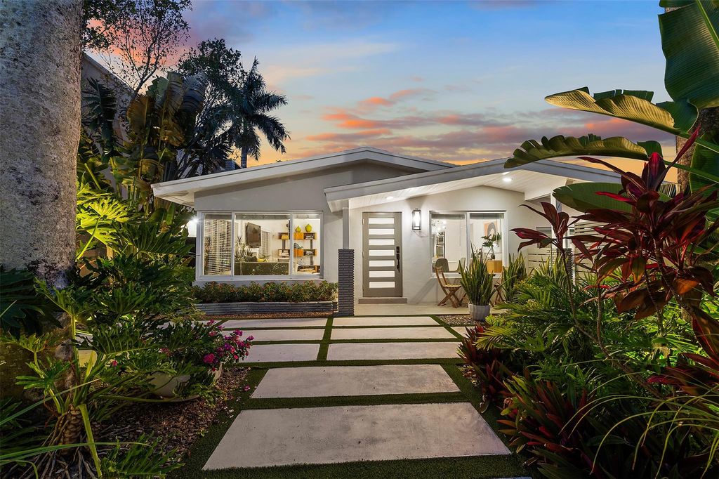 Photo of 1033 NE 16 Avenue, Fort Lauderdale, FL 33304 (MLS # F10502646)