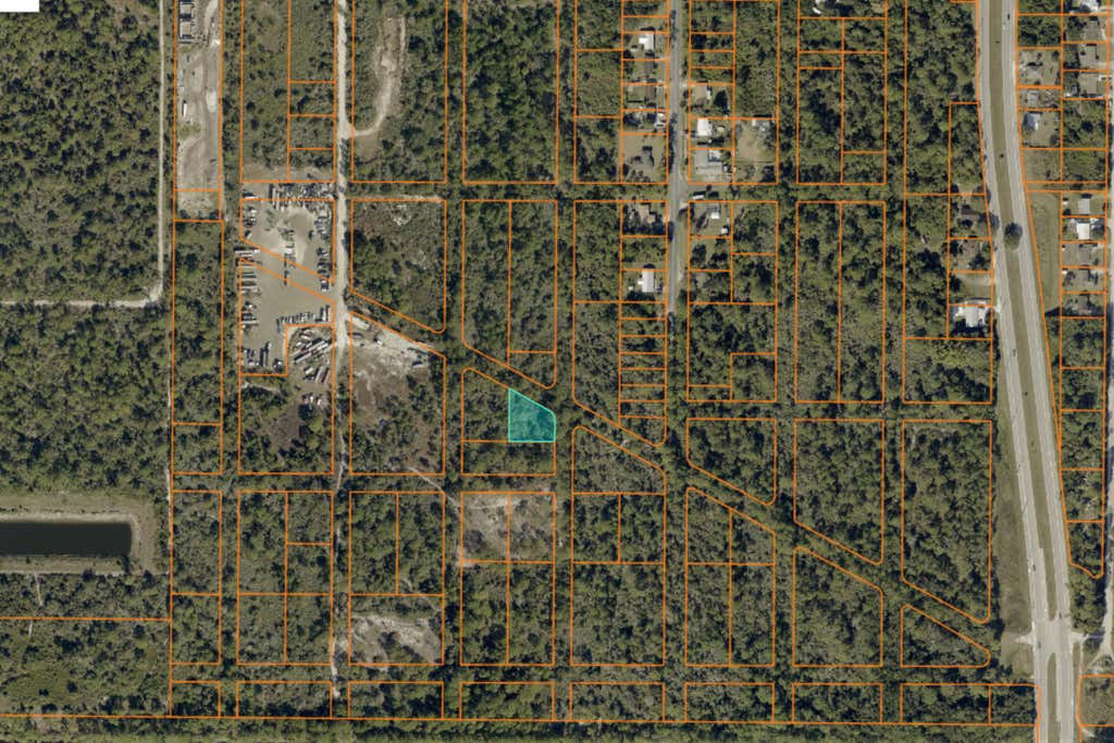 Photo of -- Tampa Trail, Fort Pierce, FL 34946 (MLS # B26036521)