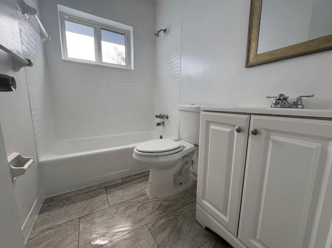 Lauderdale - Residential Lease