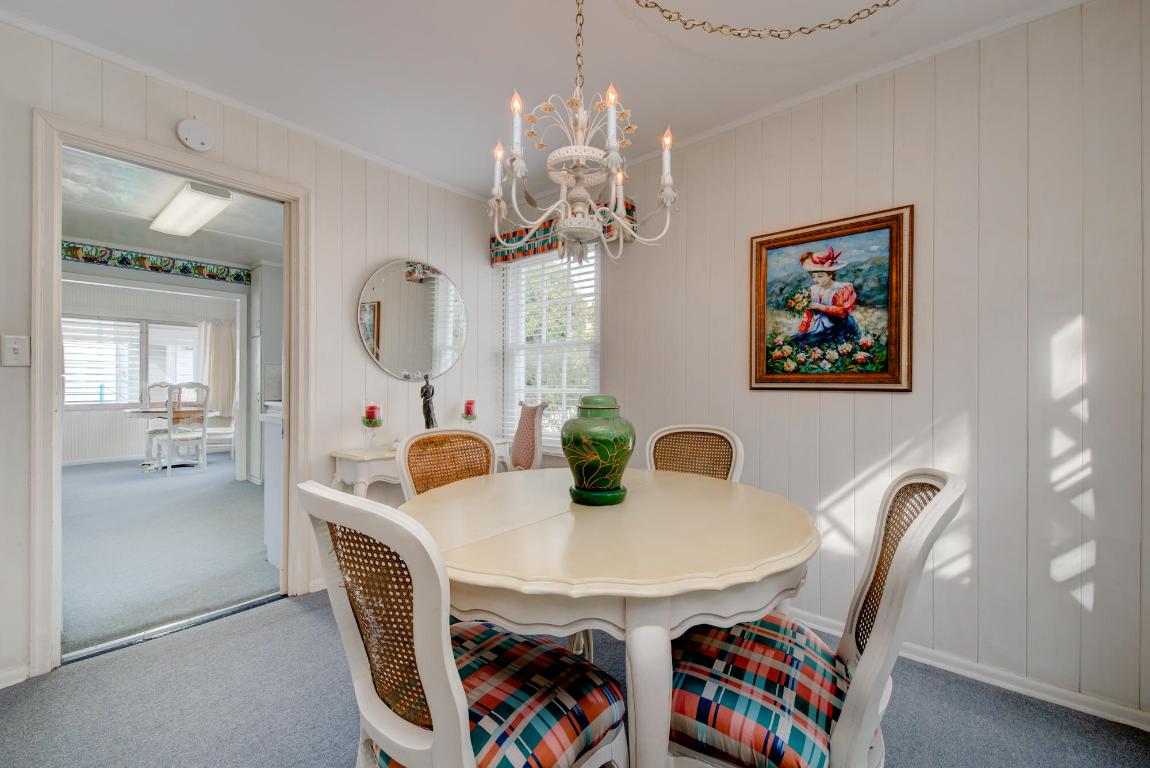 LAKE WORTH TOWN OF - Residential Income