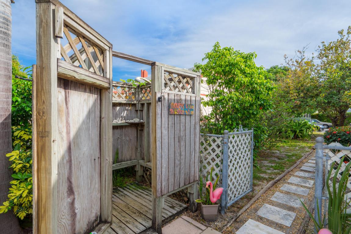 LAKE WORTH TOWN OF - Residential Income