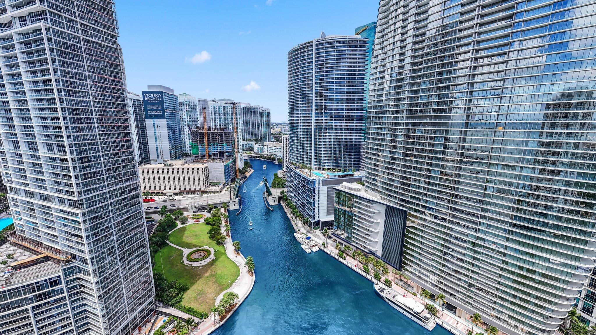 200 Biscayne Blvd Way 3909