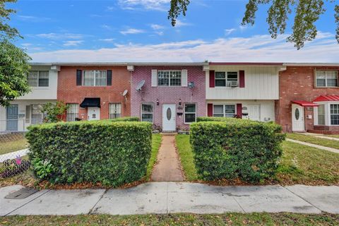 1113 35th St 1 West Palm Beach FL 33407