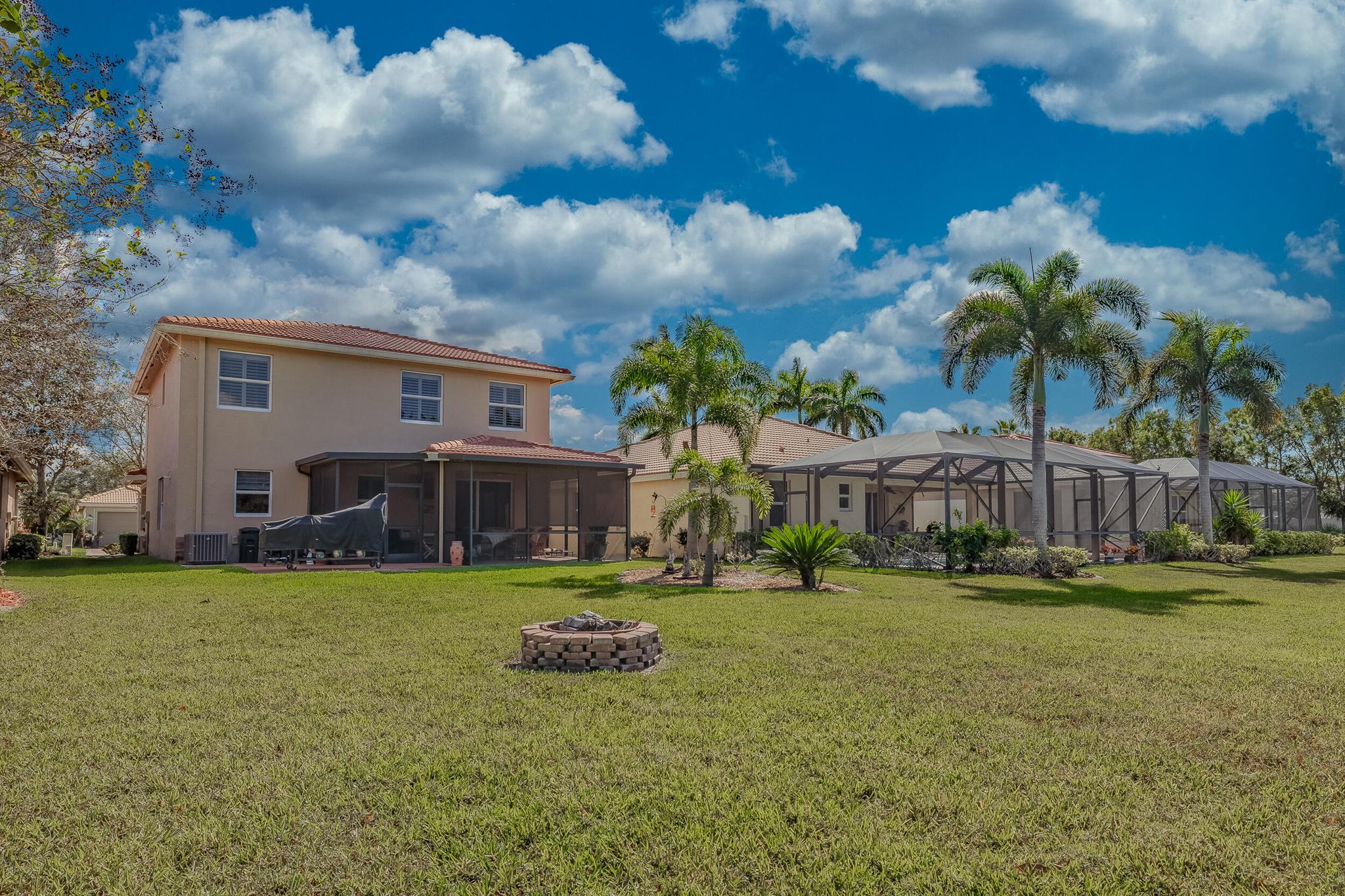 RIVER MARINA - Residential