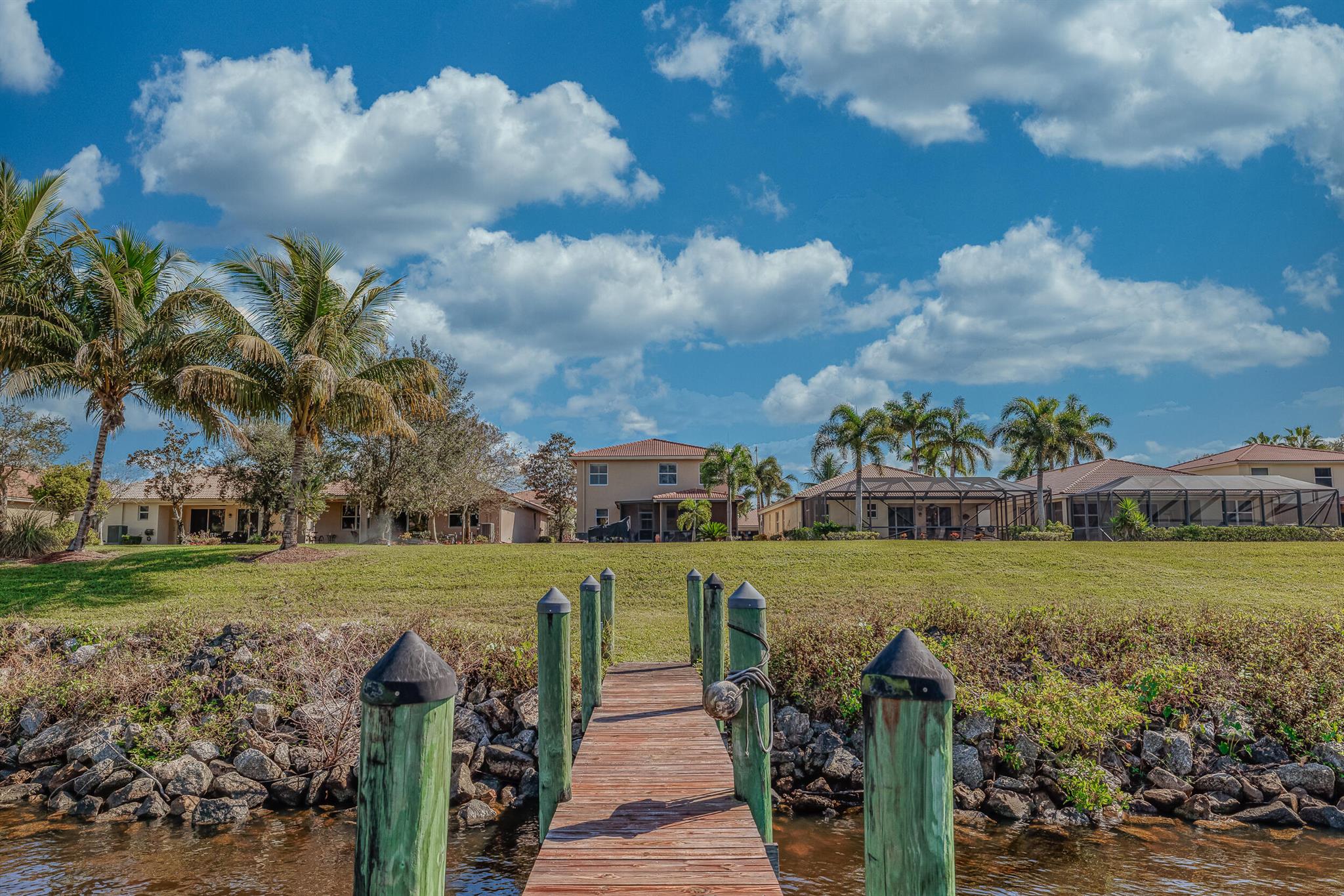 RIVER MARINA - Residential