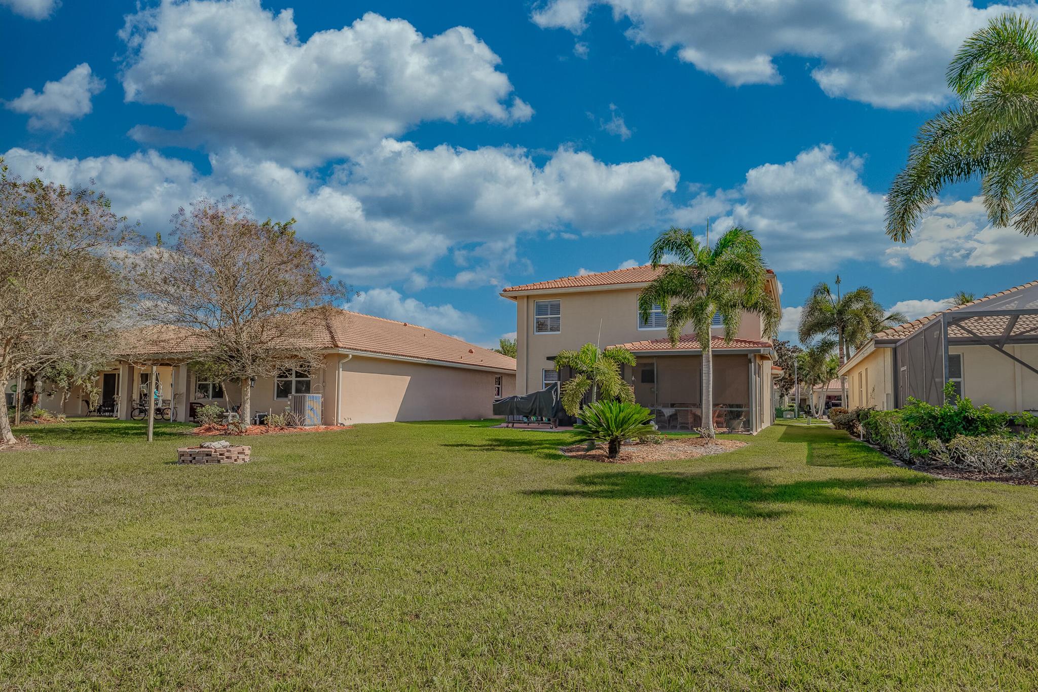 RIVER MARINA - Residential