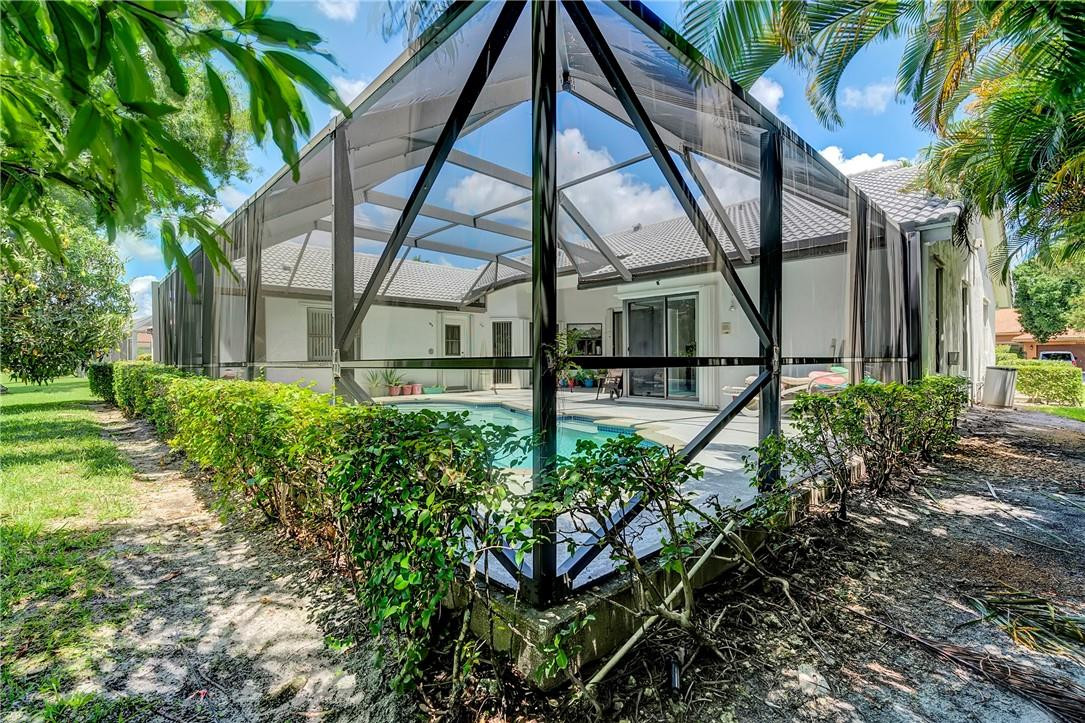 WEST GLEN - Residential