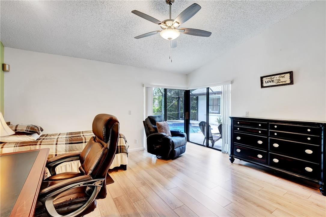 WEST GLEN - Residential