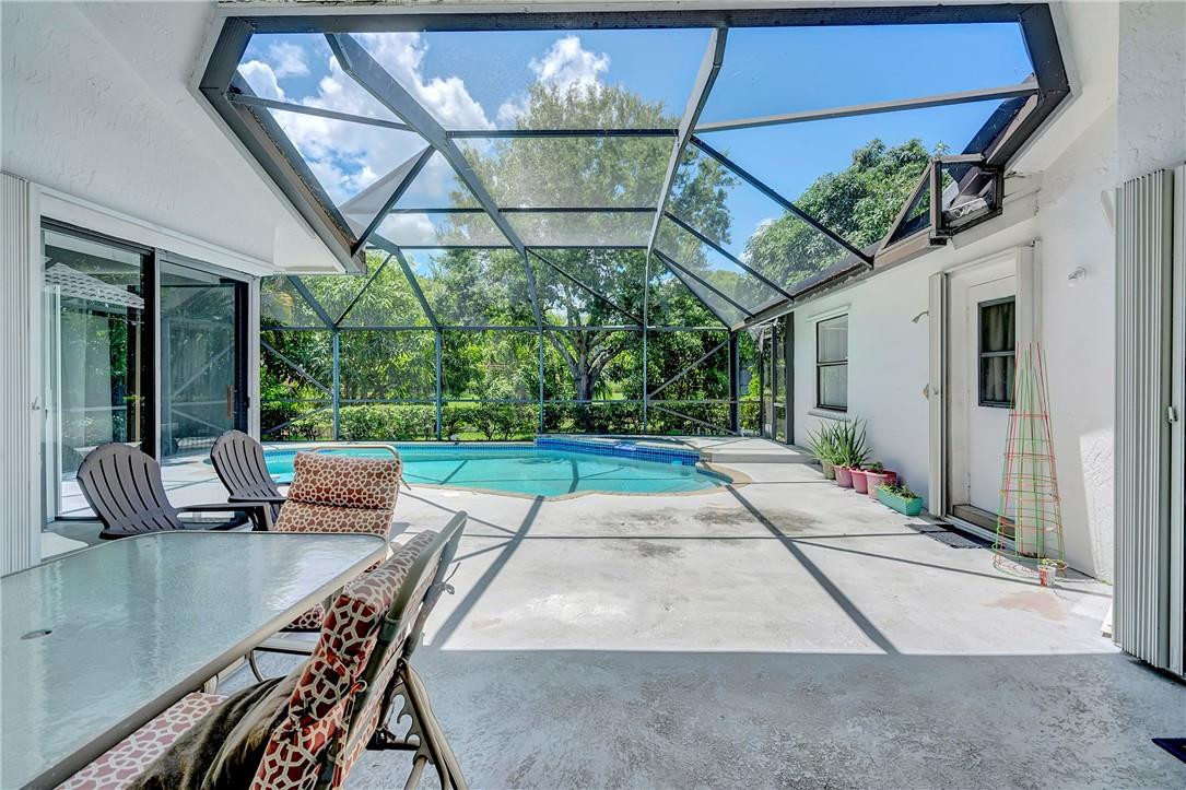 WEST GLEN - Residential