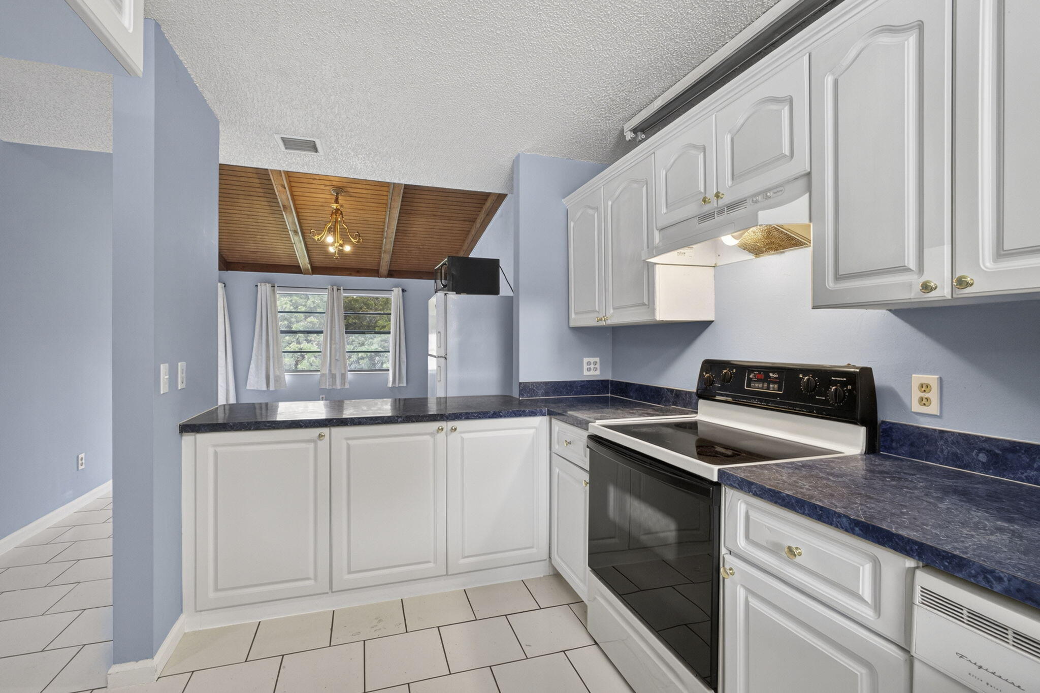 GLENWOOD VILLAGE CONDO - Residential