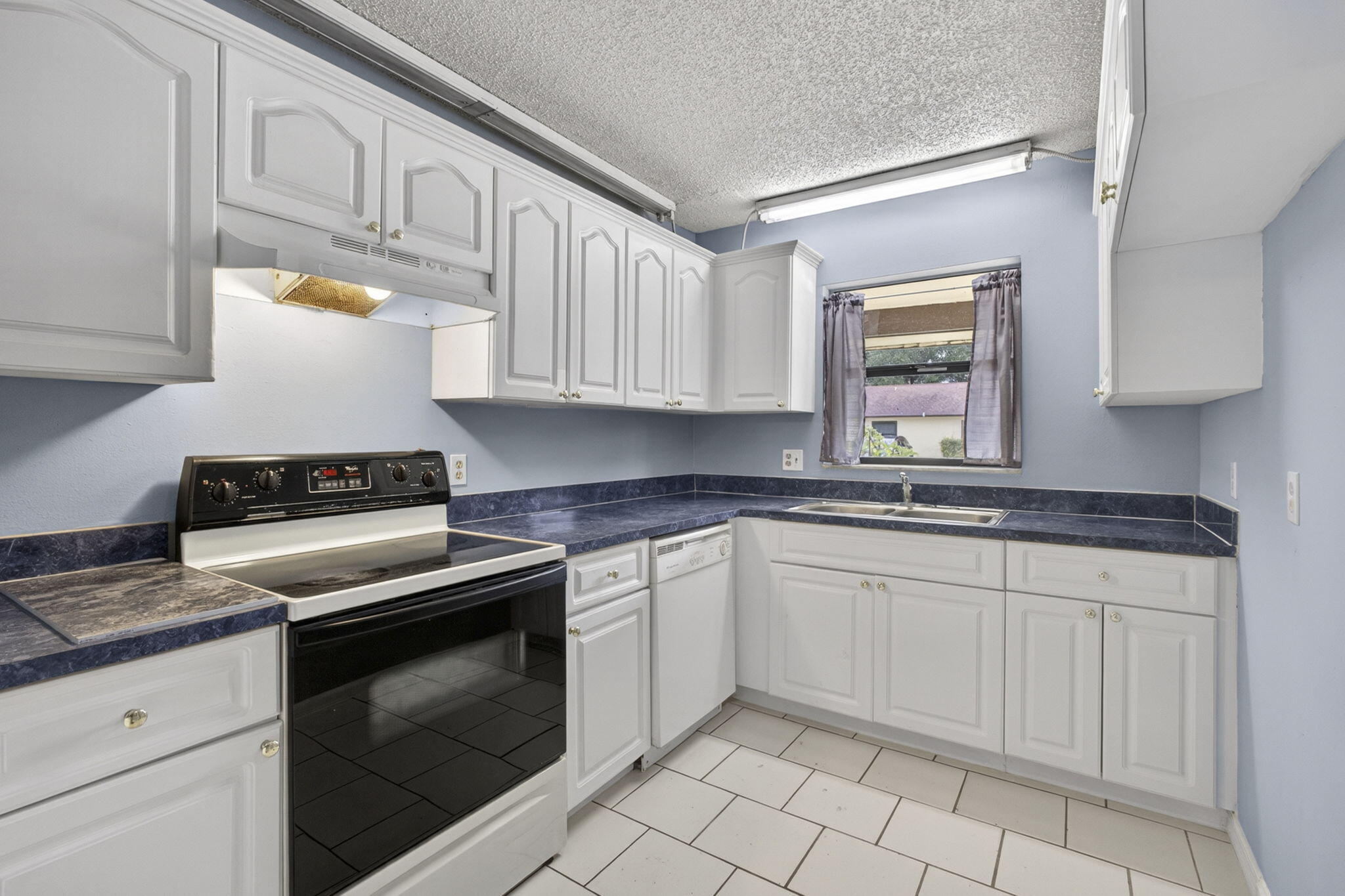 GLENWOOD VILLAGE CONDO - Residential