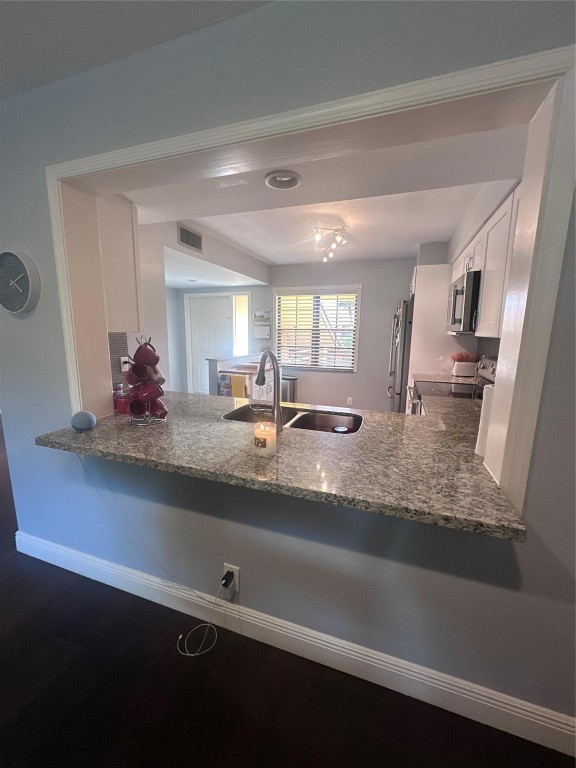 ASPEN  GLEN CONDO - Residential