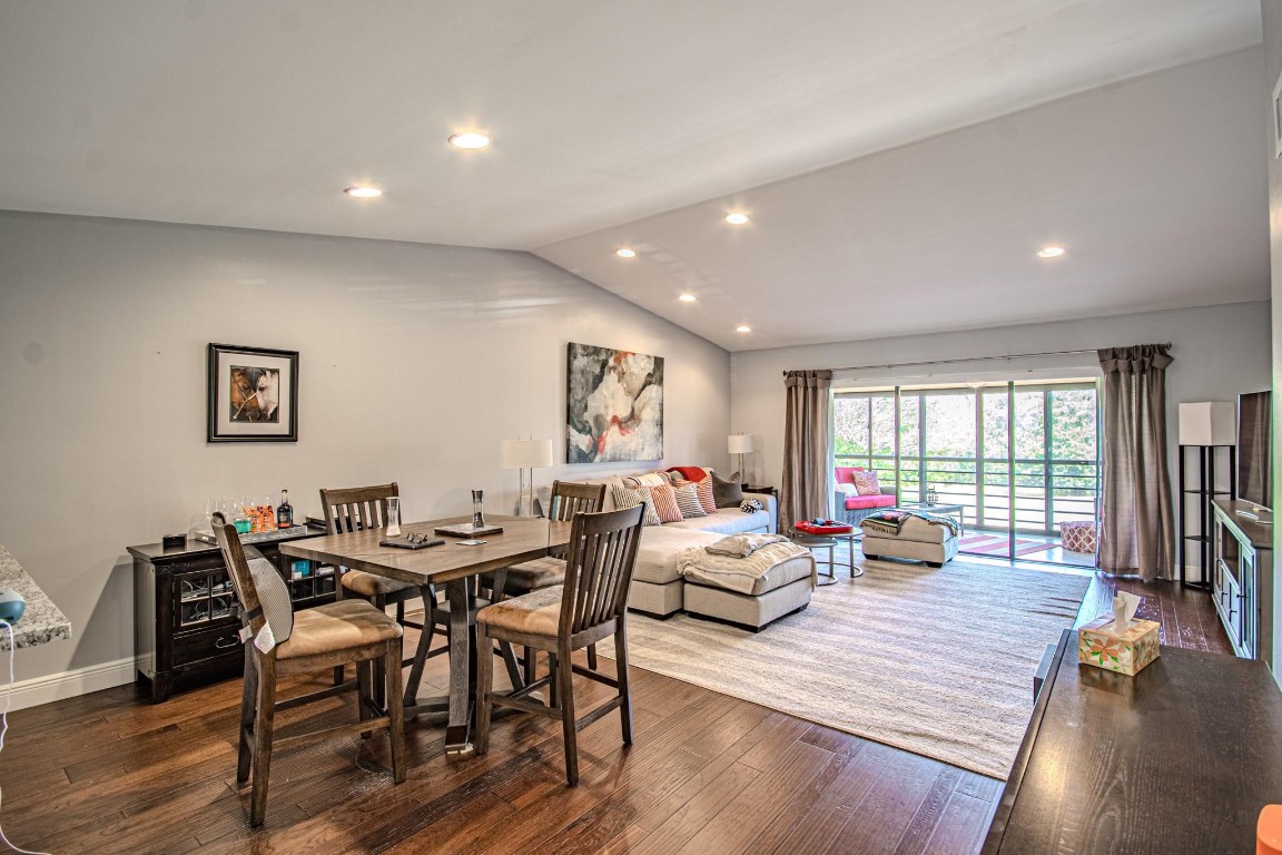 ASPEN  GLEN CONDO - Residential