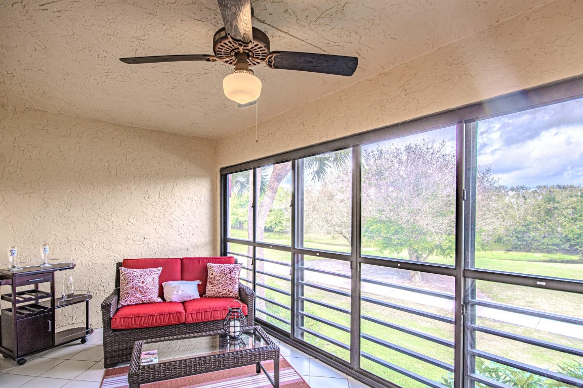 ASPEN  GLEN CONDO - Residential