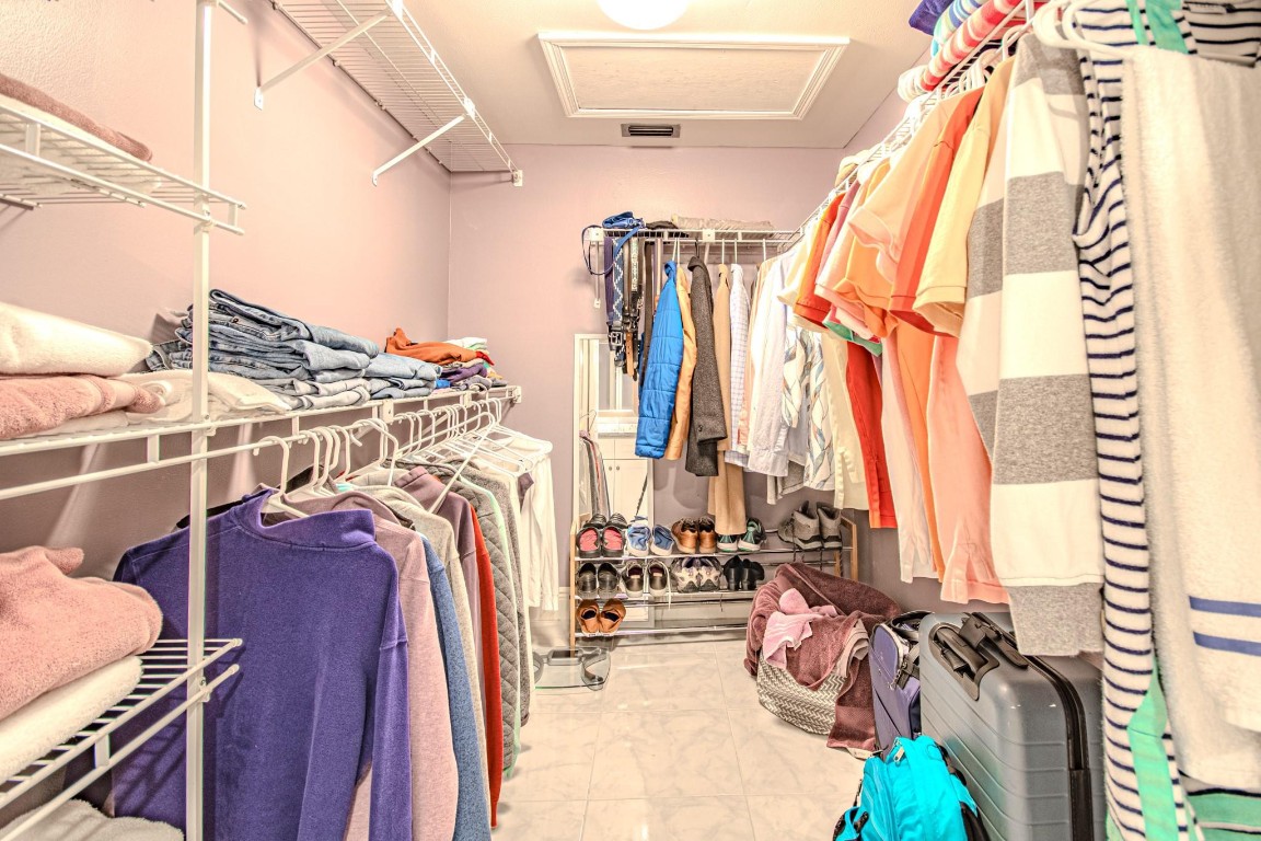 ASPEN  GLEN CONDO - Residential