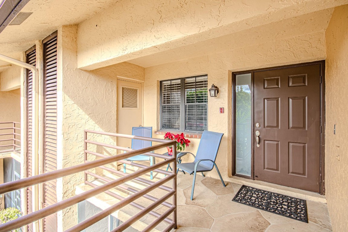 ASPEN  GLEN CONDO - Residential