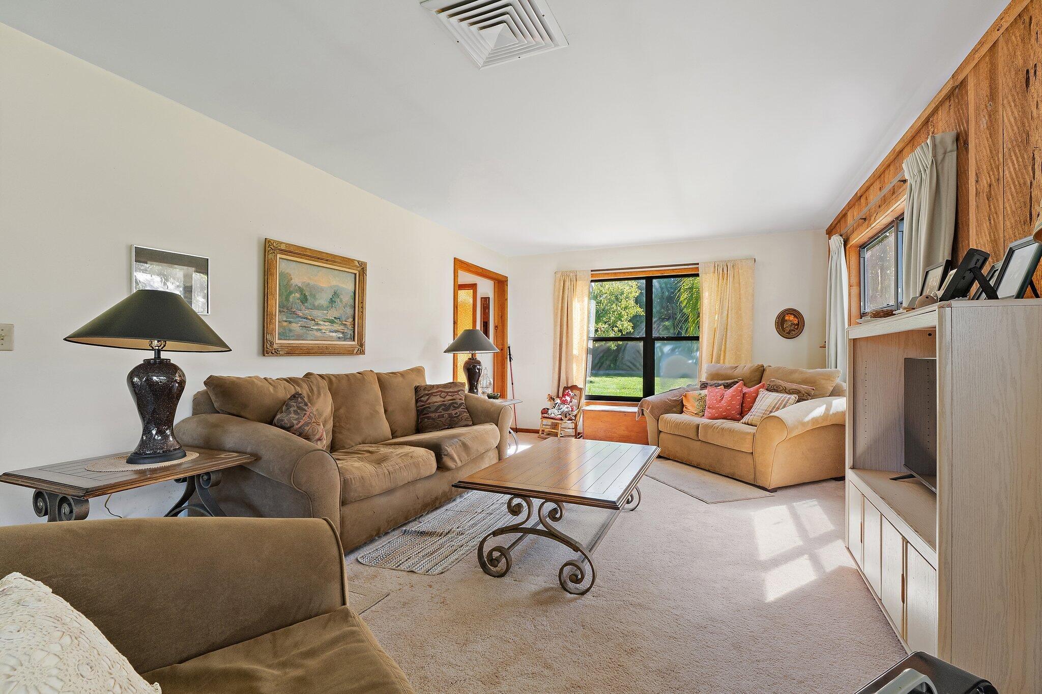 LOXAHATCHEE GARDEN FARMS - Residential