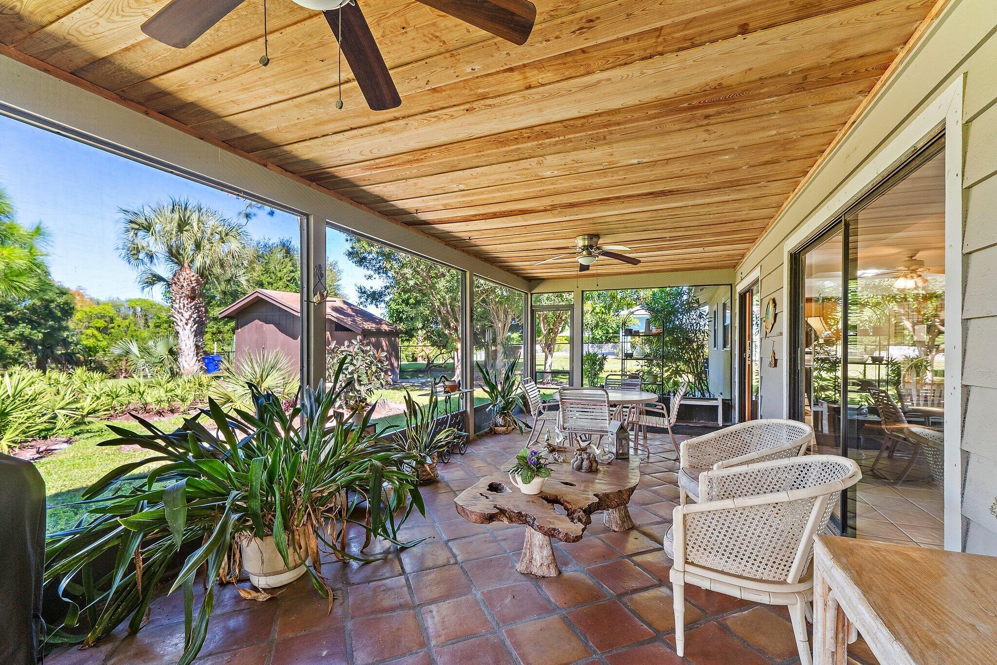 LOXAHATCHEE GARDEN FARMS - Residential