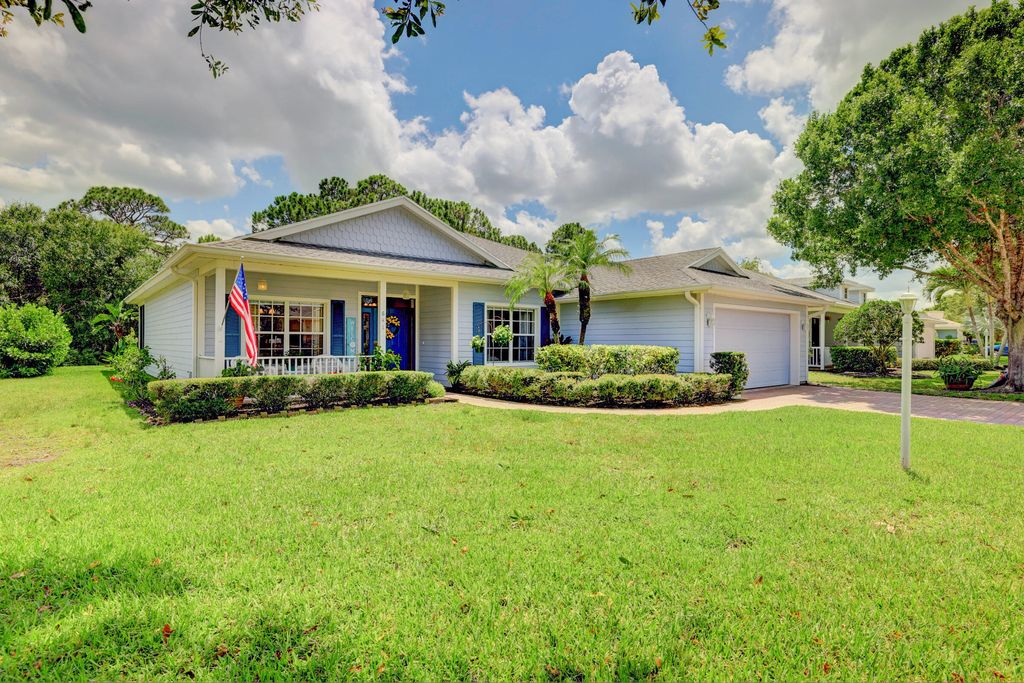Photo of 641 NE Muskrat Run, Port Saint Lucie, FL 34983 (MLS # R10807114)